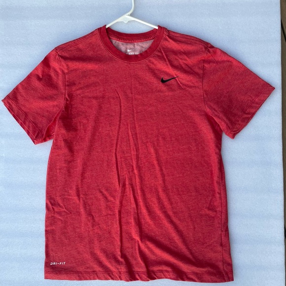 Nike Men's Dri-FIT Training Short Sleeve T-shirt - Picture 3 of 9